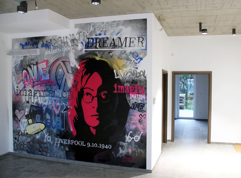 Graffiti ako vkusná dekorácia predajne