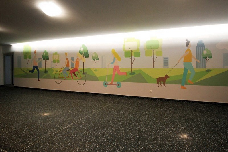Maľba na stenu vo vestibule obytného domu