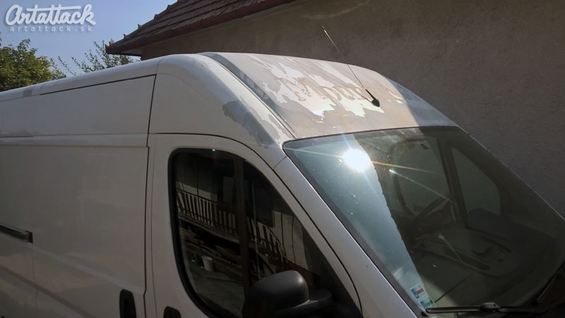 Grafity maľba na dodávke - maskáčový dizajn