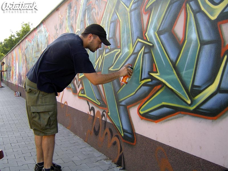 Keys graffiti
